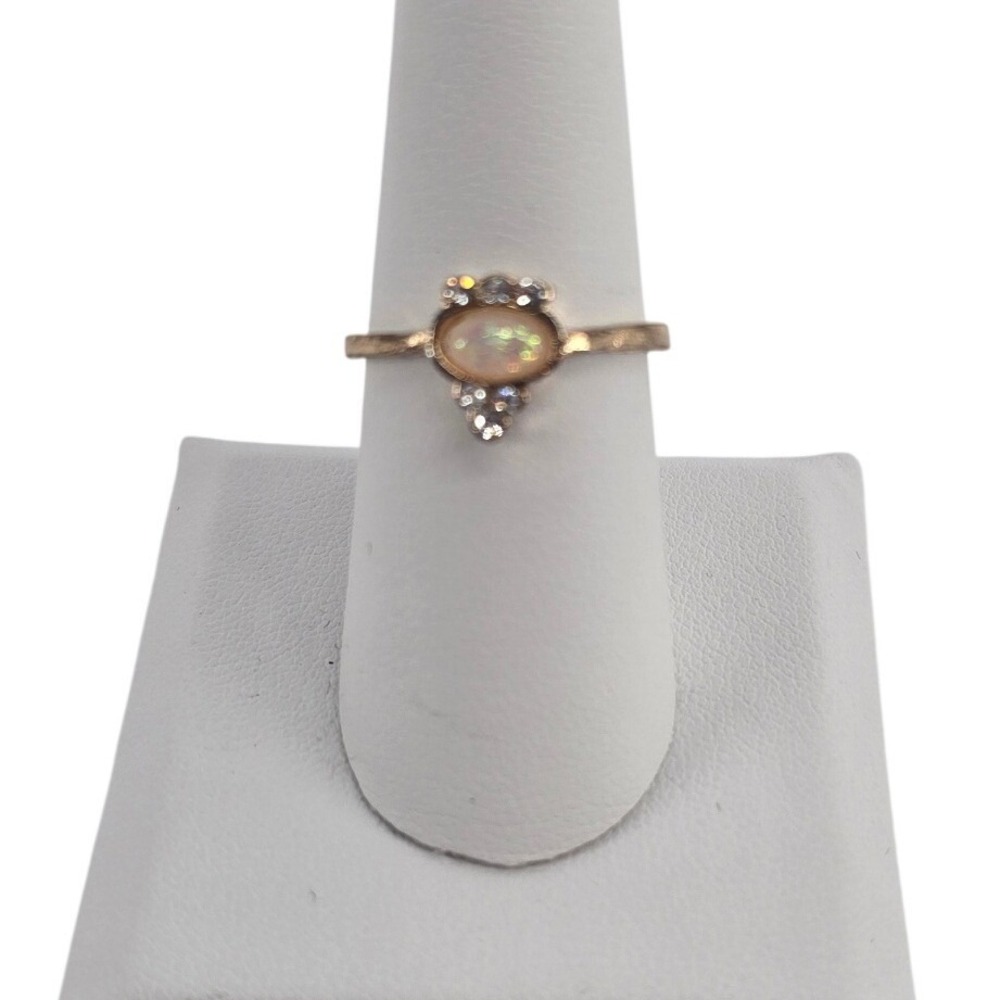 Ring Womens Size 7.5 Faux Opal Rhinestone Rose Gold Tone Cocktail EUC